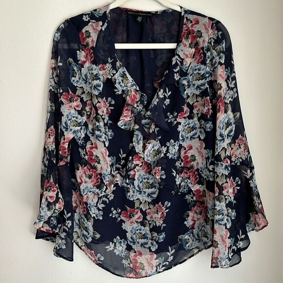 White House Black Market Women Romantic bell flutter sleeve ruffle sheer top 10P - Picture 1 of 6